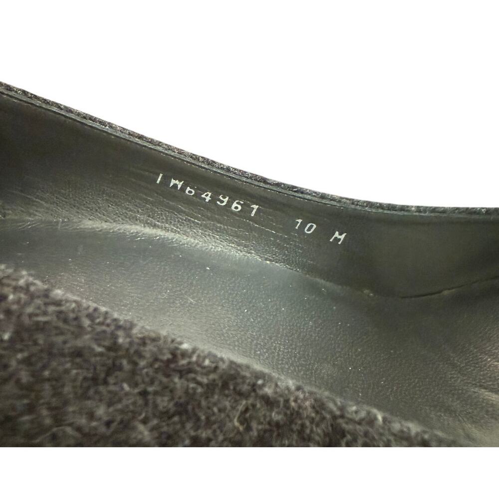 Stuart Weitzman Gray Wool Round Toed 4.5" Pumps/H… - image 4